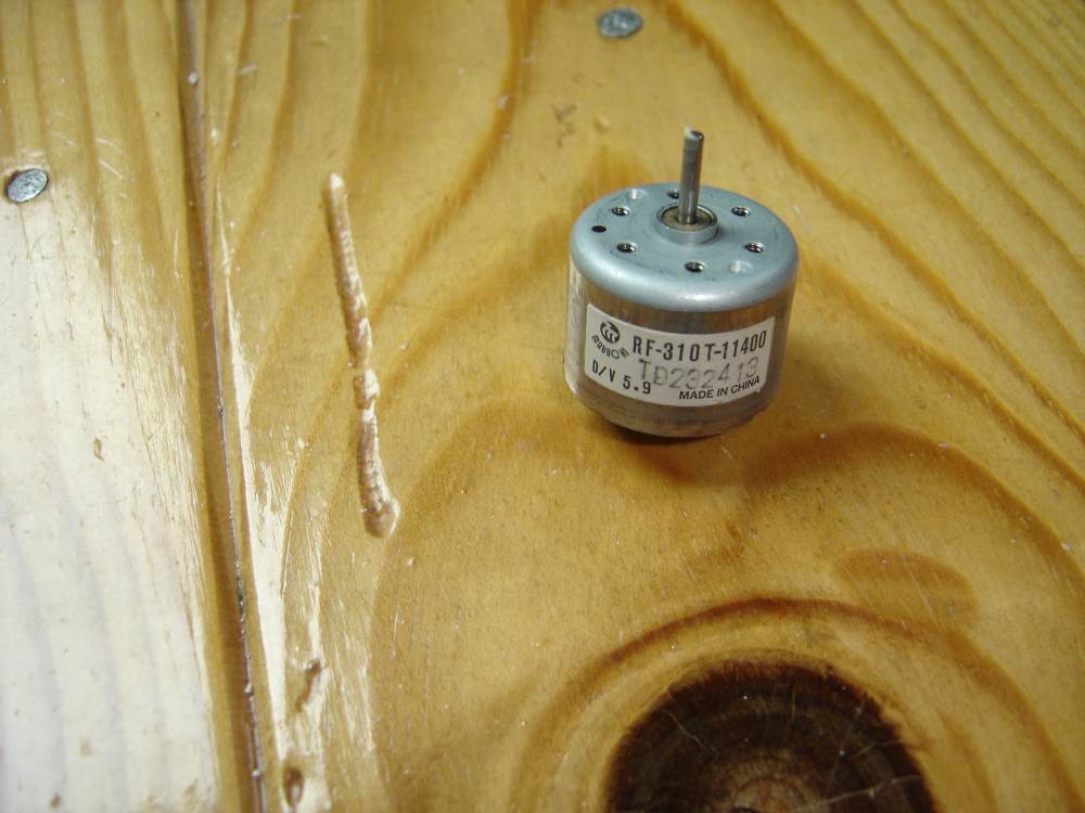 MOTEUR MABUCHI RF-310T-11400 5.9 V DC